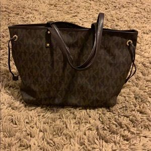 Michael Kors tote